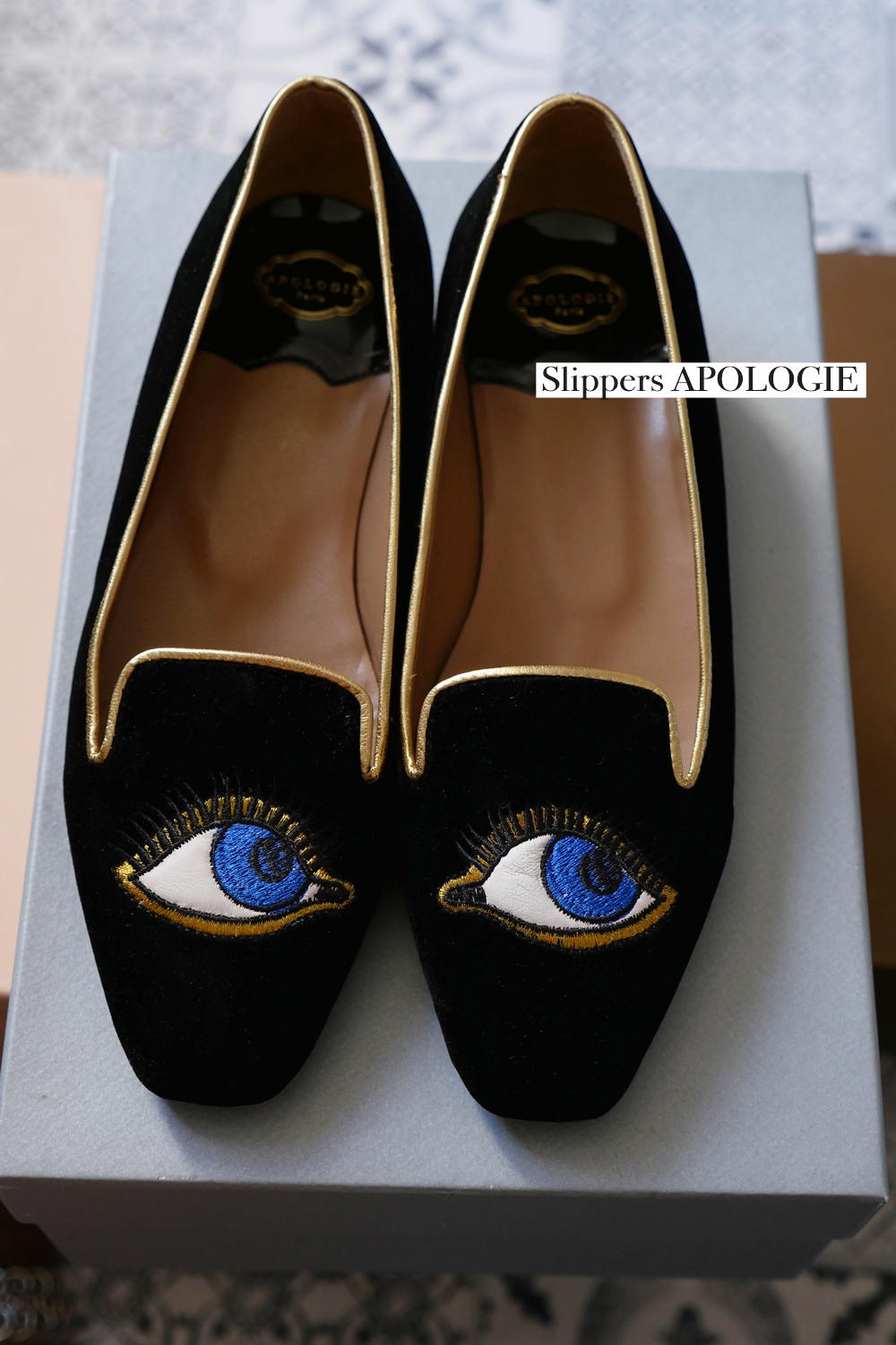 slippers-eye-APOLOGIE